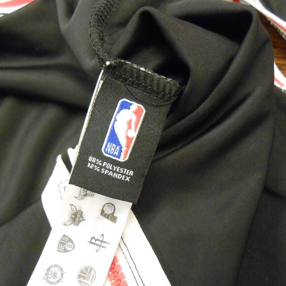 NBA Chicago Bulls One-Piece Swimsuit - Picture 3 of 8